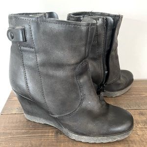 MJUS wedge booties